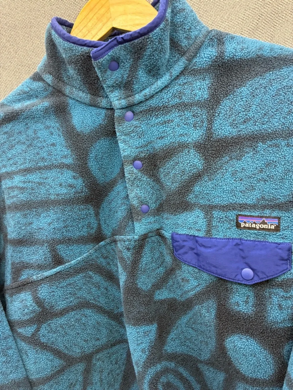 2015 PATAGONIA SYNCHILLA SNAP-T PULLOVER, SHALE/NAVY ABSTRACT PRINT RETIRED/RARE - Picture 8 of 16